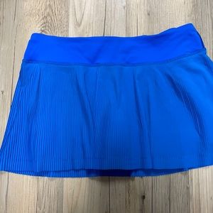 Lululemon skirt size 10
